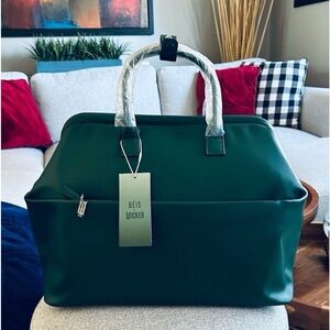 BEIS: The Wicked Leather Weekender Bag in Wicked Green (New & Sold Out)